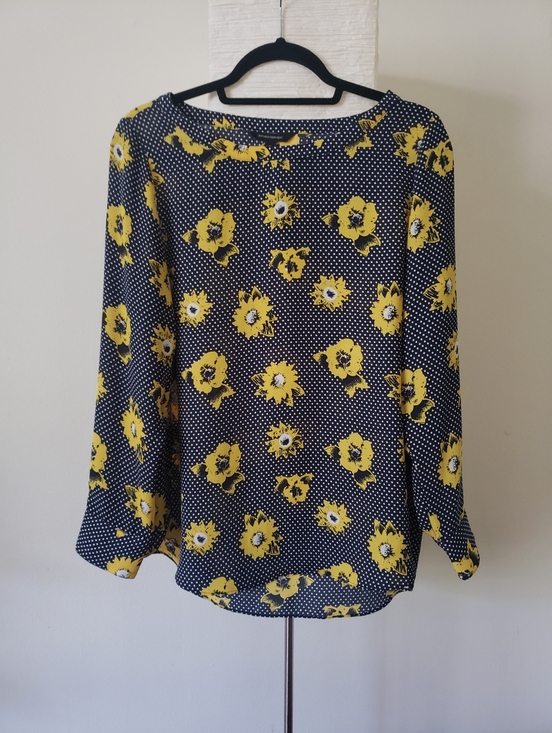 Banana Republic Tops - Banana Republic Floral Polka Dot Long Sleeve Blouse, S